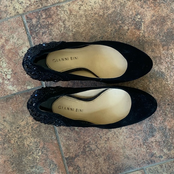 Black bedazzled four inch pumps - Picture 2 of 2